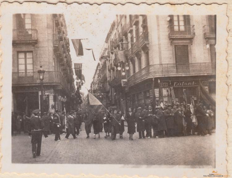 Retorn del Govern de la Generalitat empresonat des dels Fets d'octubre de 1934