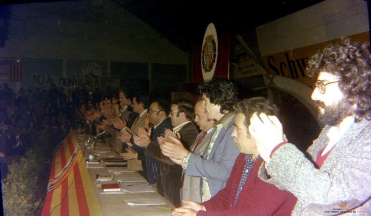 Ajuntament Ple al paveló de la Plana