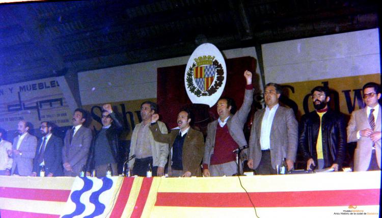 Ajuntament Ple al paveló de la Plana
