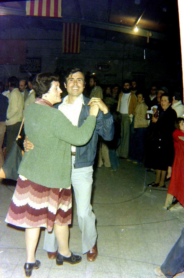 Ajuntament Ple al paveló de la Plana