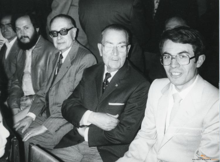 Acte dhomenatge, nomenament de fill predilecte i entrega de la medalla d'or de la ciutat a Joaquim Font i Cussó 