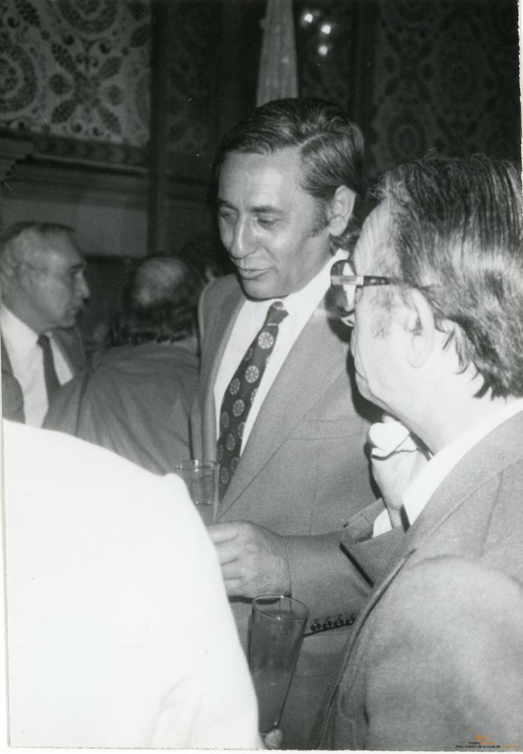 Acte dhomenatge, nomenament de fill predilecte i entrega de la medalla d'or de la ciutat a Joaquim Font i Cussó 