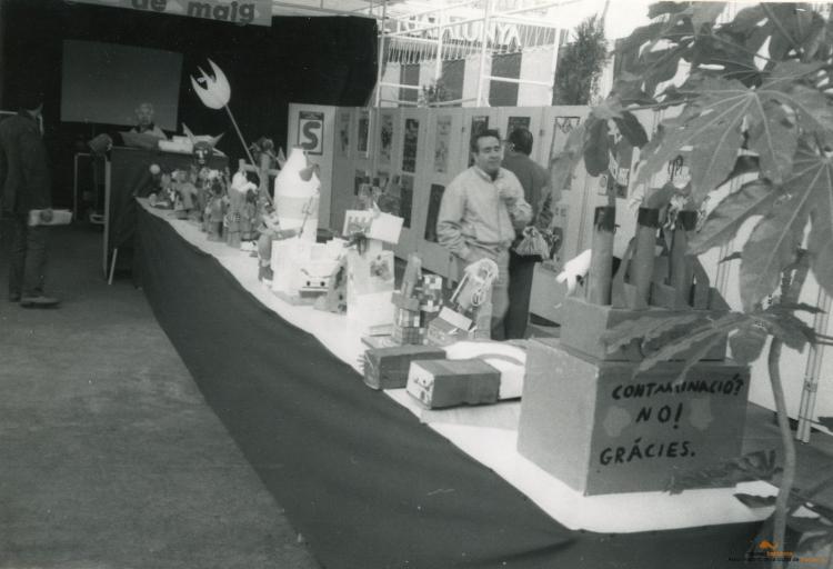 Exposició concurs sobre les Festes de maig i el dimoni