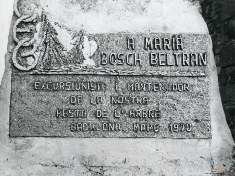 Escultura. Monument a Marià Bosch Beltran