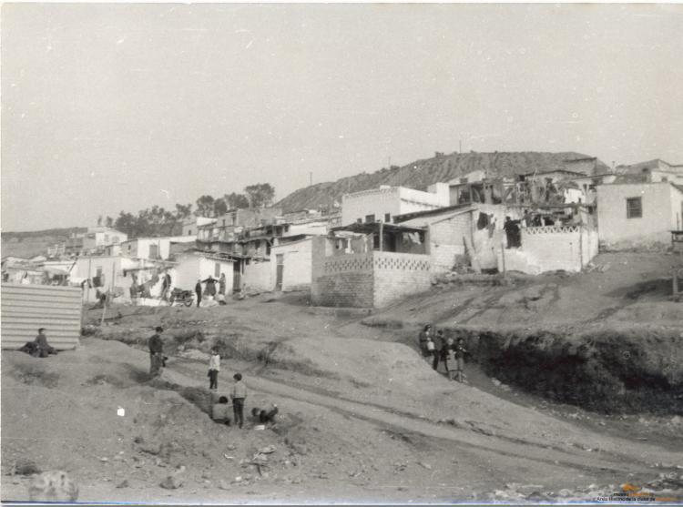 Topografia. Turó d'en Caritg. Barraques