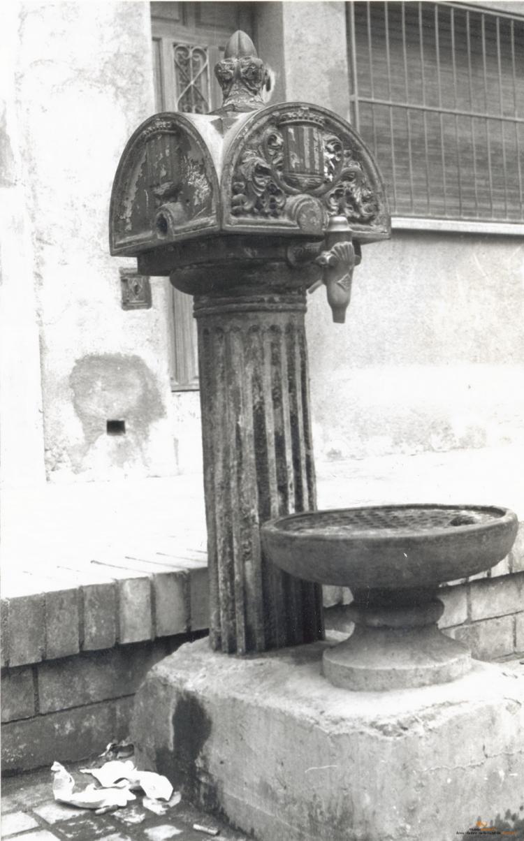 Font de ferro fos
