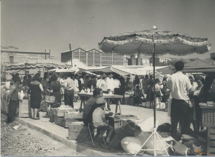 Comerç. Mercat del divendres
