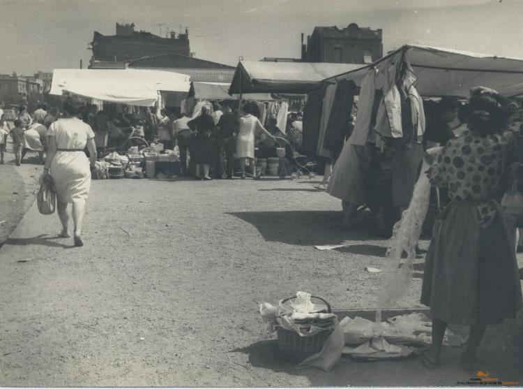 Comerç. Mercat del divendres
