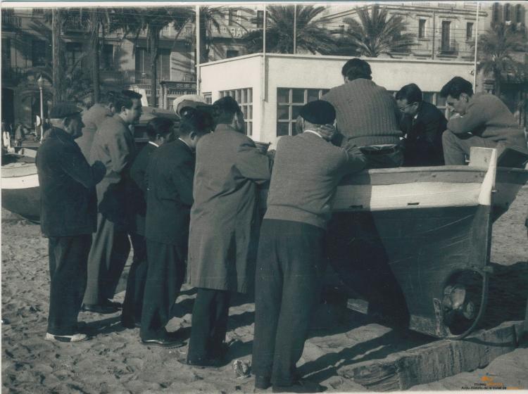Platja. Barques. Pesca