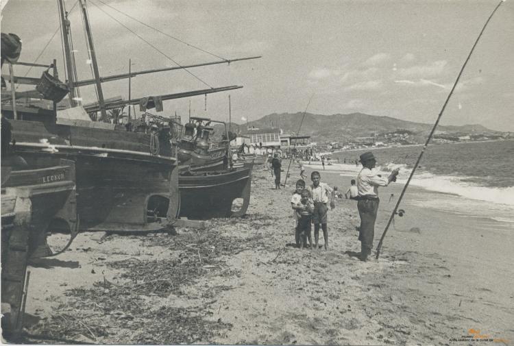 Platja. Barques. Pesca