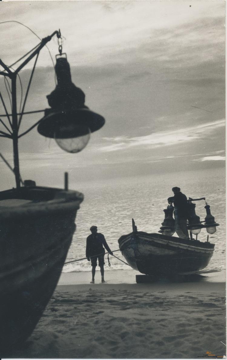 Platja. Barques. Pesca