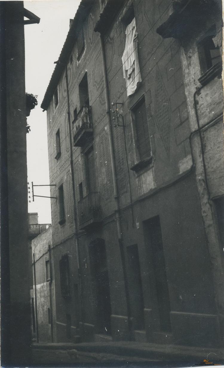 Carrer Barcelona. Cal Fideuer