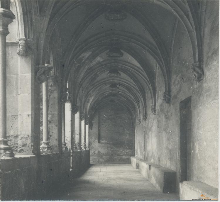 Sant Jeroni de la Murtra. Claustre