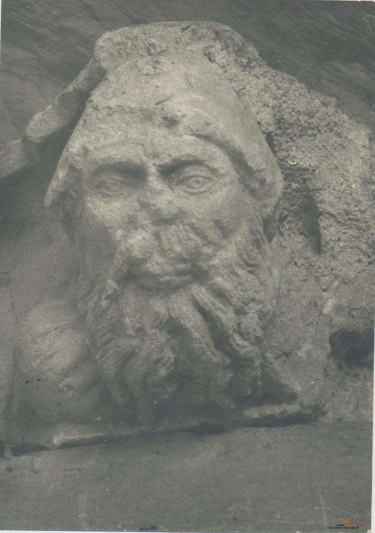 Sant Jeroni de la Murtra. Capitell