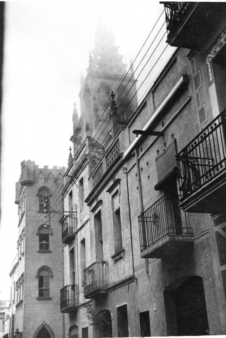 Crònica gràfica; Incendis edificis religiosos: Església dels pares carmelites