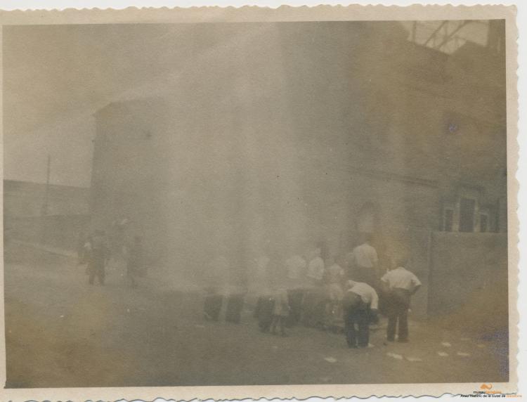Crònica gràfica; Incendis edificis religiosos: Església i rectoria de Sant Josep