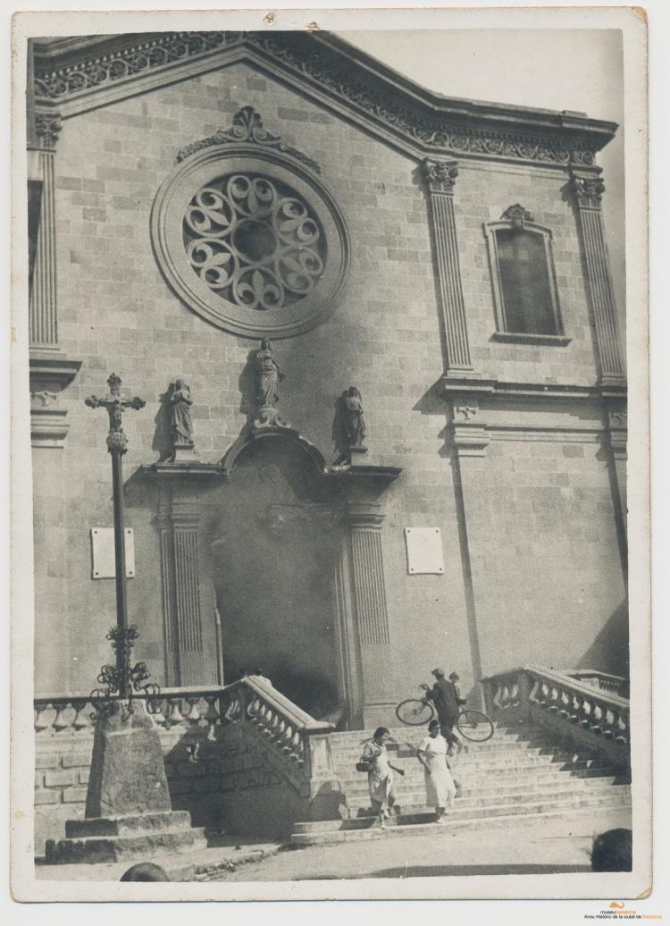 Crònica gràfica; Incendis edificis religiosos: Església de Santa Maria