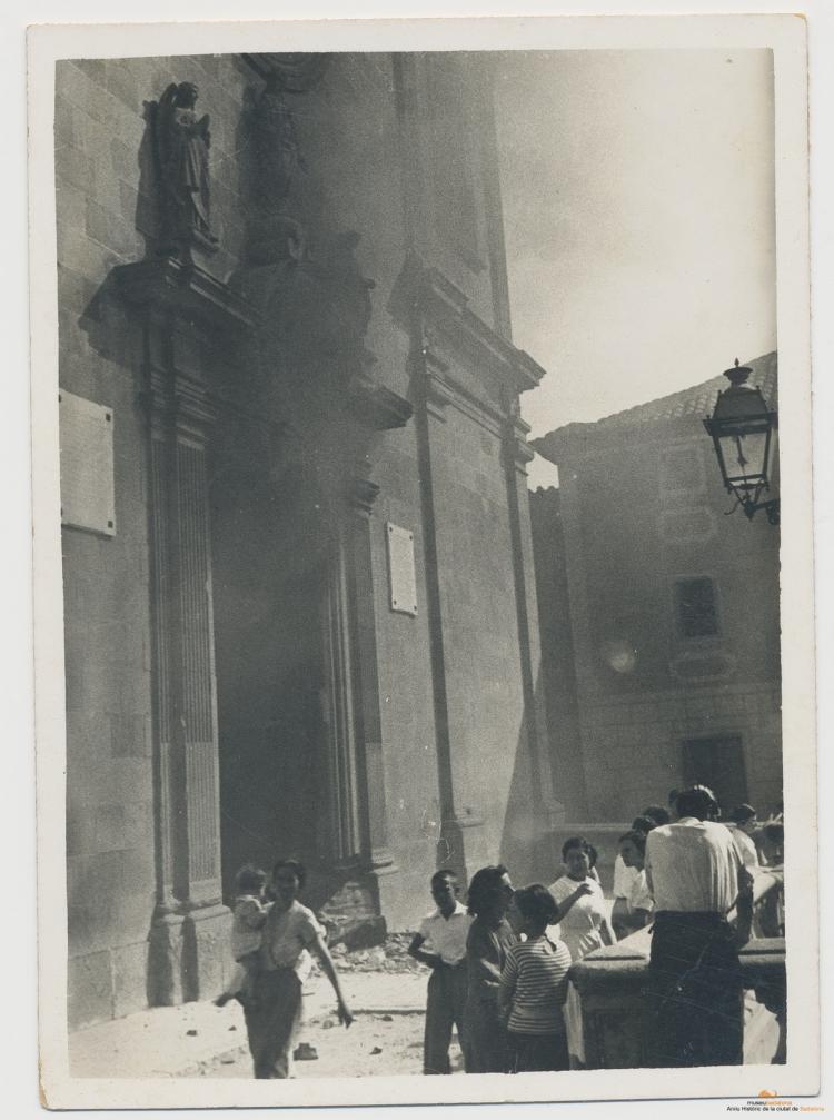 Crònica gràfica; Incendis edificis religiosos: Església de Santa Maria