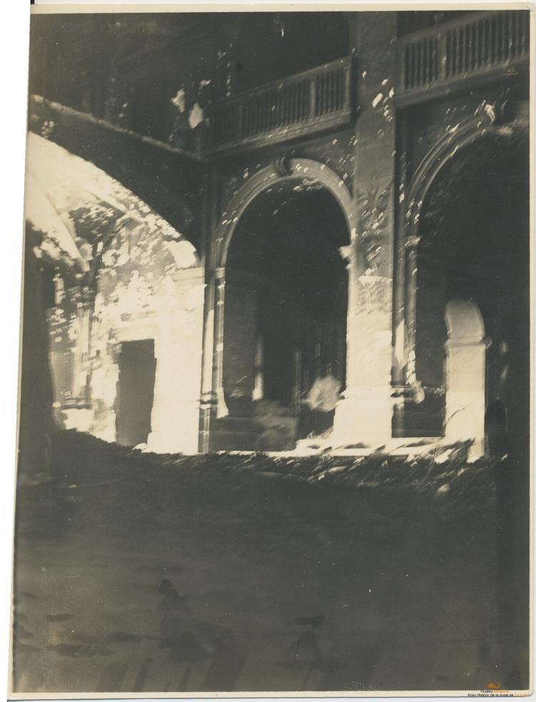 Crònica gràfica; Incendis edificis religiosos: Església de Santa Maria