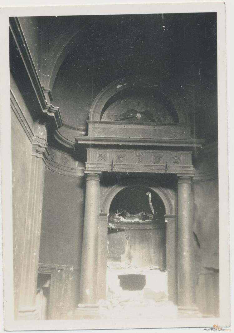 Crònica gràfica; Incendis edificis religiosos: Església de Santa Maria