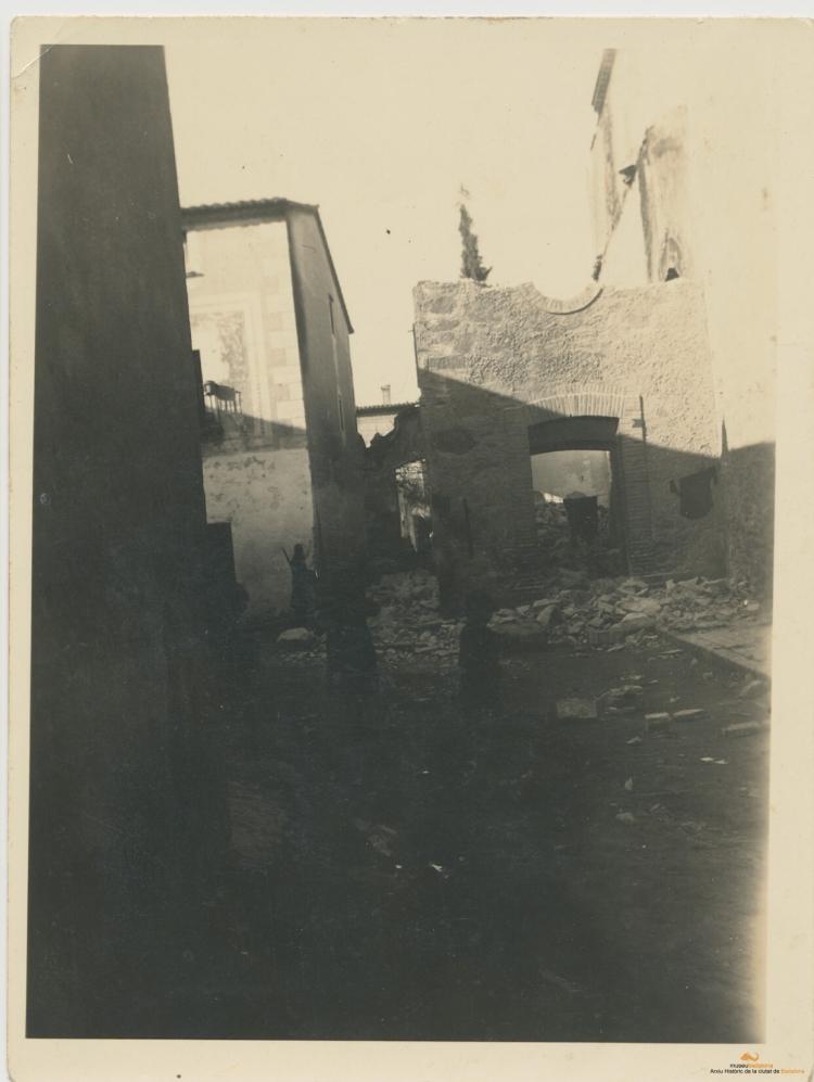 Crònica gràfica; Incendis edificis religiosos: Església de Santa Maria