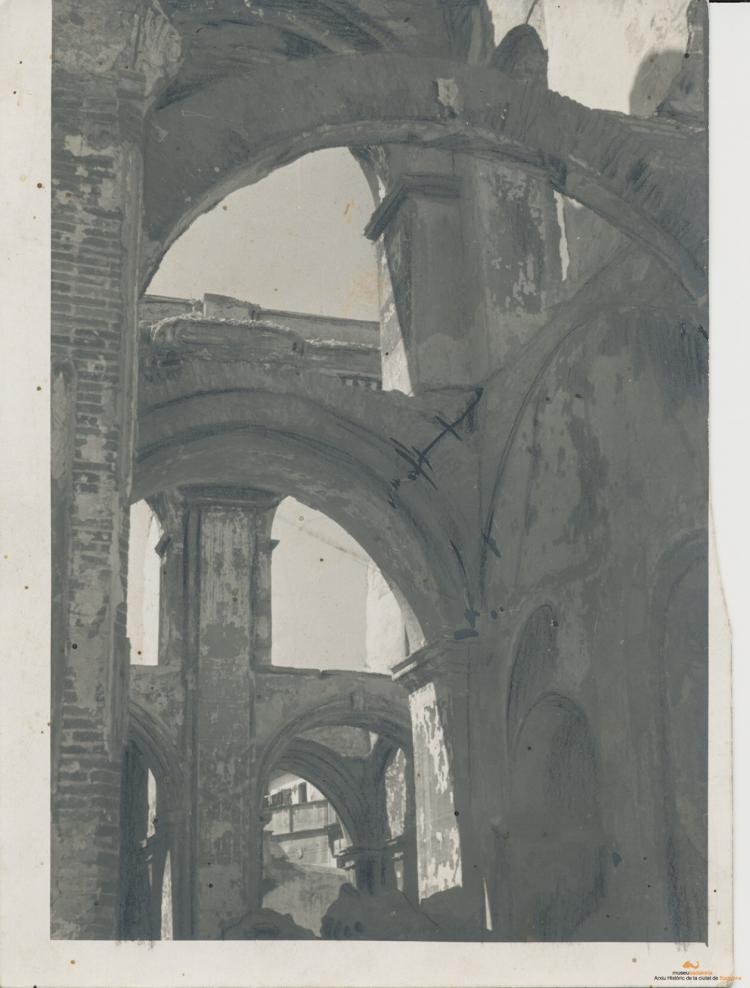 Crònica gràfica; Incendis edificis religiosos: Església de Santa Maria