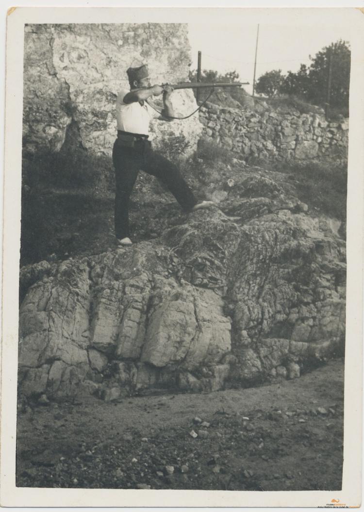 Crònica gràfica;Milicians