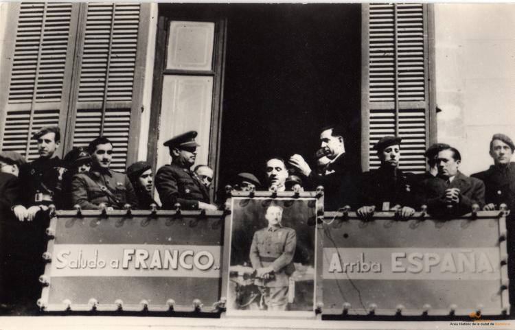 Crònica gràfica;Dia de la Joventut