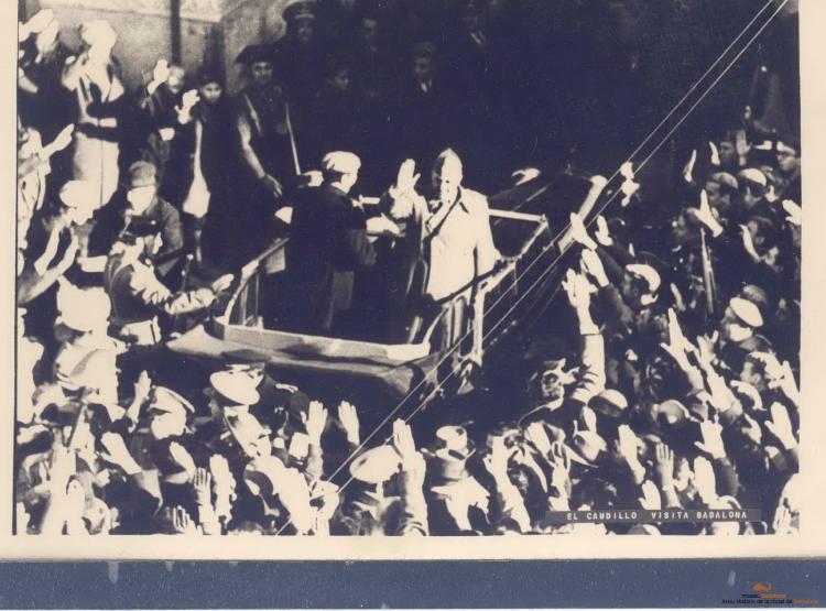 Crònica gràfica;Visita de Franco