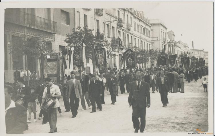 Crònica gràfica;Celebració del Centenari de la creació dels cors de Clavé