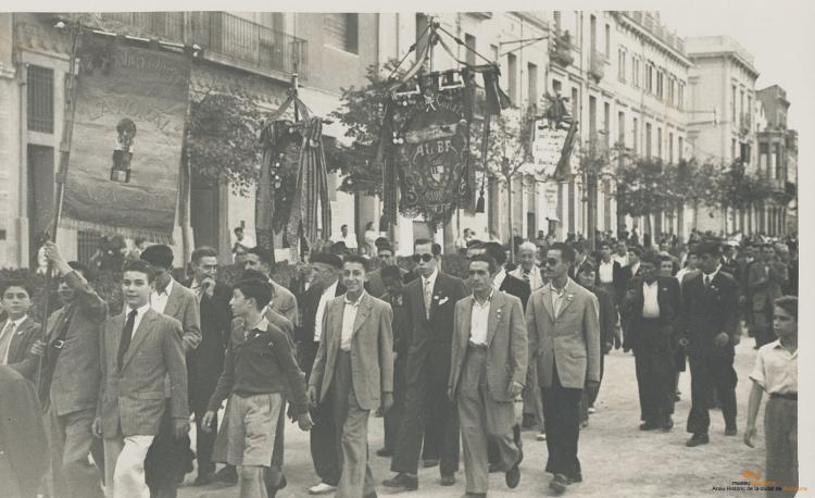 Crònica gràfica;Celebració del Centenari de la creació dels cors de Clavé
