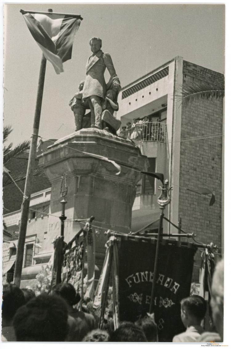 Crònica gràfica;Centenari de la mort de Vicenç Roca i Pi