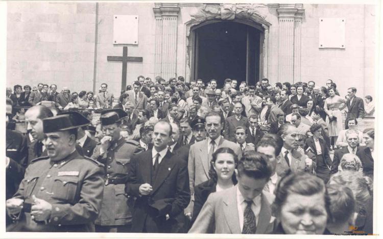 Crònica gràfica;Cinquantè aniversari fundació escola Germans Maristes