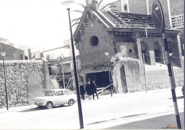 Crònica gràfica;Enderroc part de lasil i capella Sant Andreu