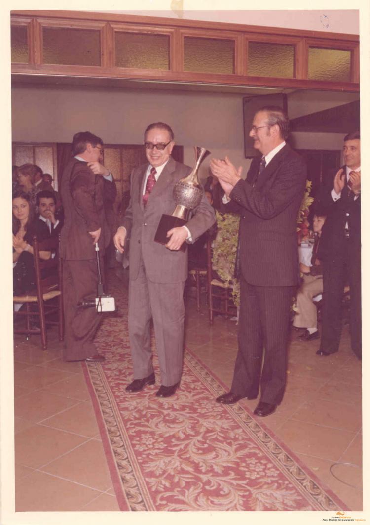 Crònica gràfica;Josep M. Cuyàs, badaloní de lany