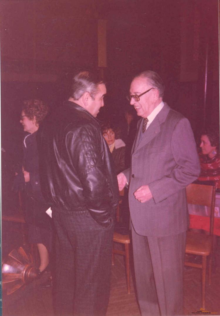 Crònica gràfica;Regraciament a Josep M. Cuyàs Tolosa organitzat per Revista de Badalona