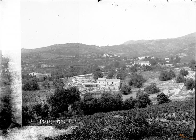 Vista general. Mas Prà (Pau Rodón Amigó) (can Saboia)