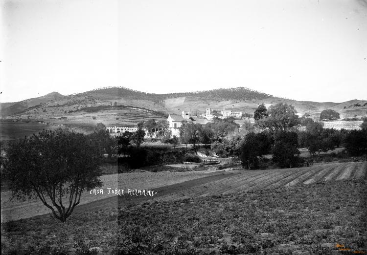 Ca l'Alemany. Vista general i entorn