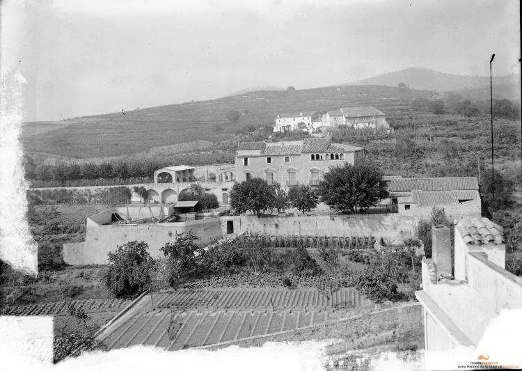 Can Mora. Vista general