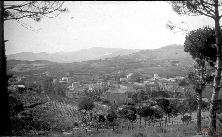 Canyet. Vista des de la colònia Sant Jordi