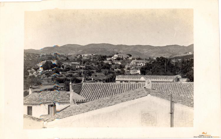 Vista de Canyet cap a la Serralada des de Can Tiano