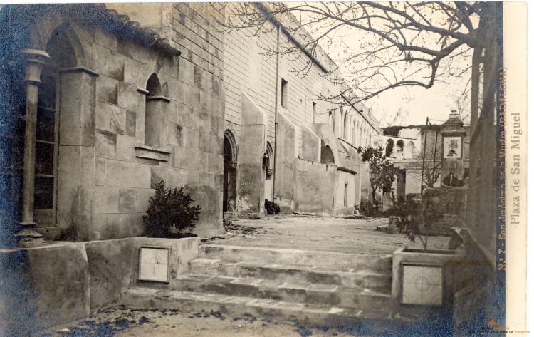 Plaça de Sant Miquel, a Sant Jeroni