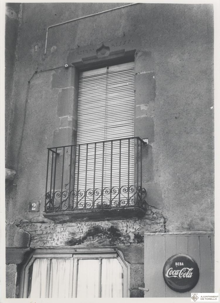 Façana del carrer del Pont, 2