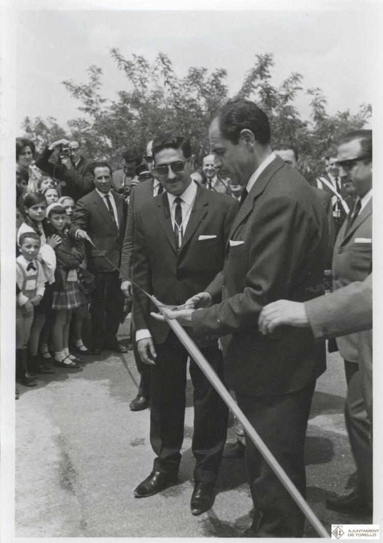 Inauguració de la zona esportiva amb l'alcalde Pere Ullastre