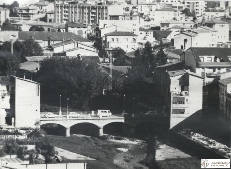 Pont de Can Pujades o Can Rabert sobre el riu Ges
