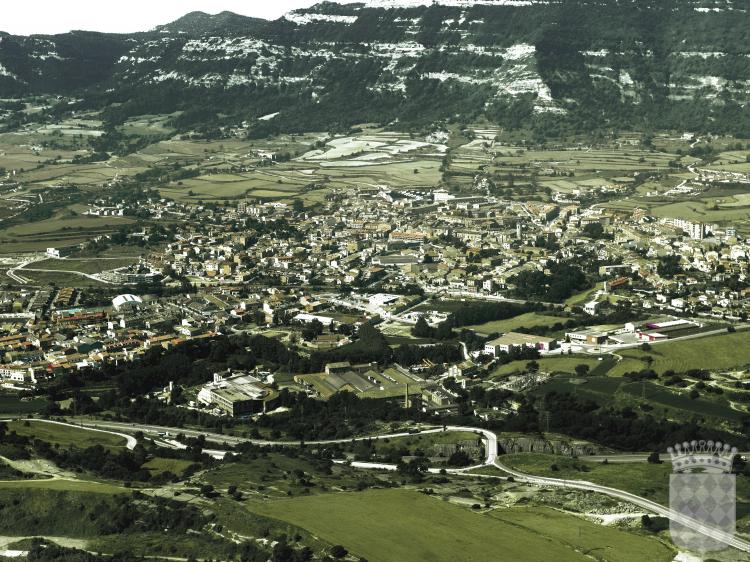 Vista aèria de Centelles, presa des del nord-est