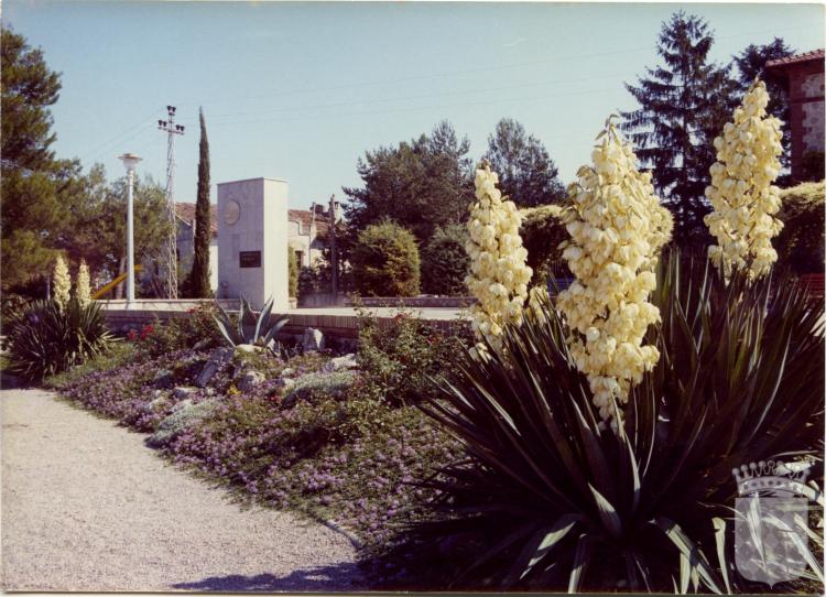 Zona de la font homenatge a la Festa del Pi al parc del Pla del Mestre