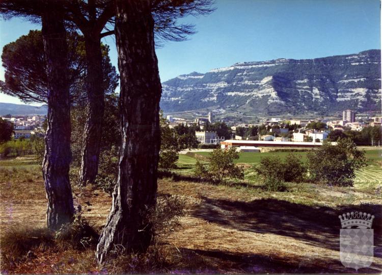 Vista general de Centelles, presa des del Pla de les Forques