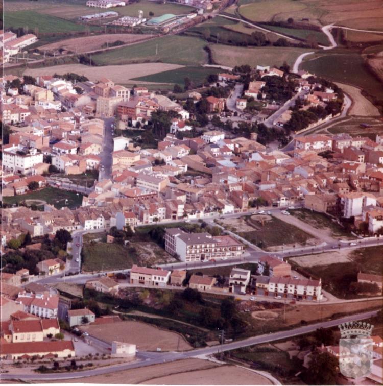 Vista general de Centelles, presa des del Puigsagordi (1/3)