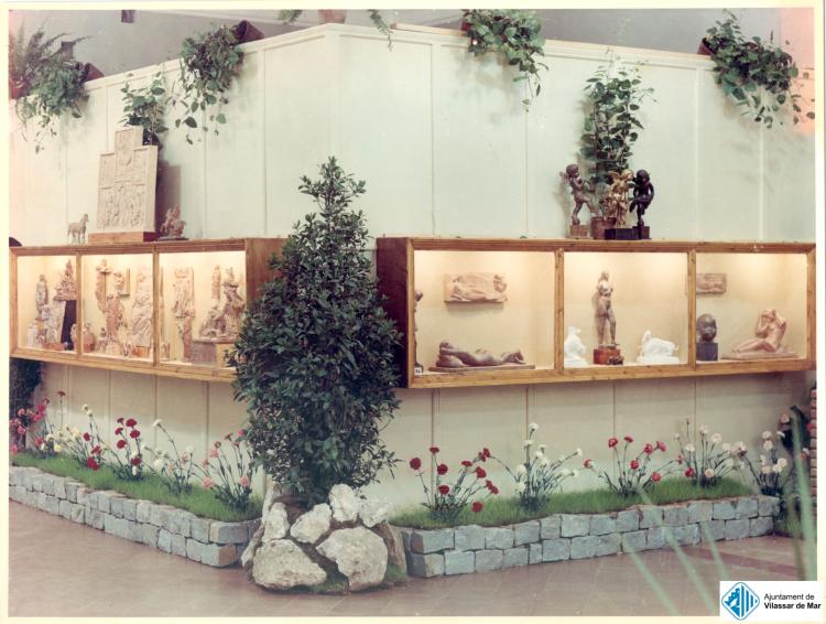 Exposició de plantes, homenatge a l'escultor Enric Monjo a la sala d'actes de Florimar durant la Festa Major, 23 a 26 de juny de 1958